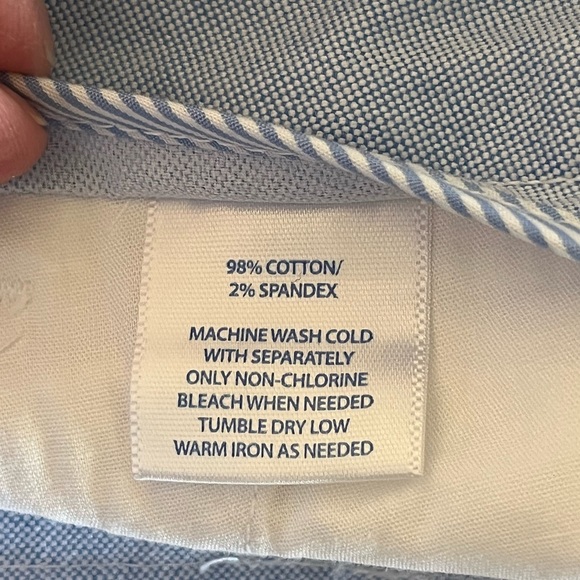 Women's SOUTHERN TIDE White Seersucker shorts size 14 in excellent shape - Picture 11 of 11